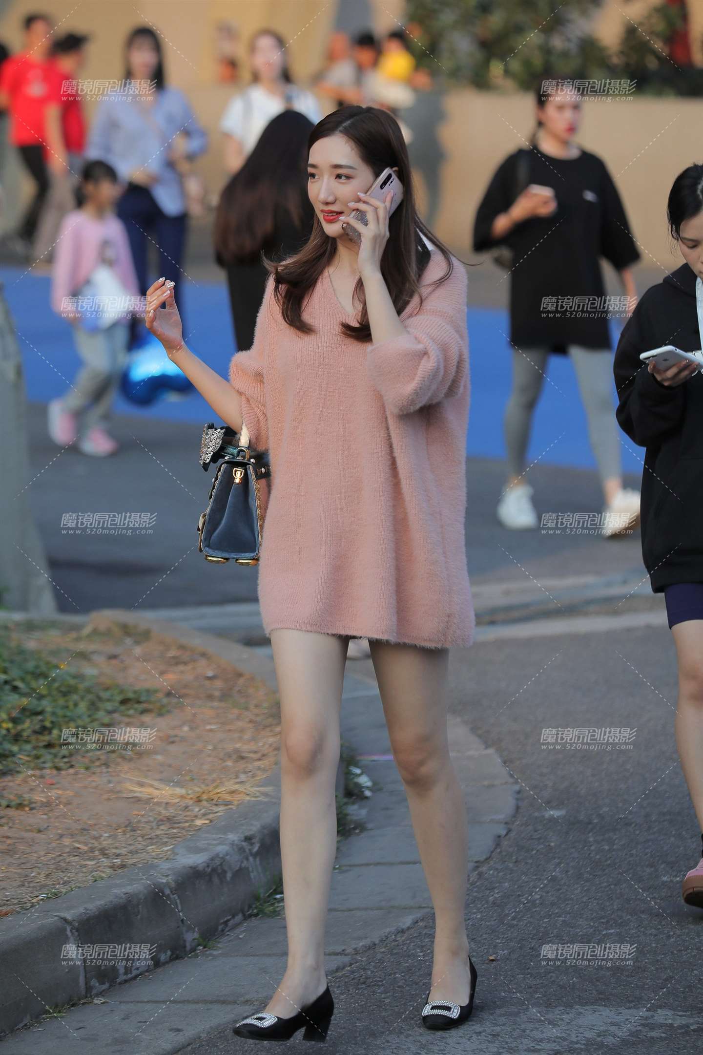 图片[5]-粉粉的女孩-街拍流行馆