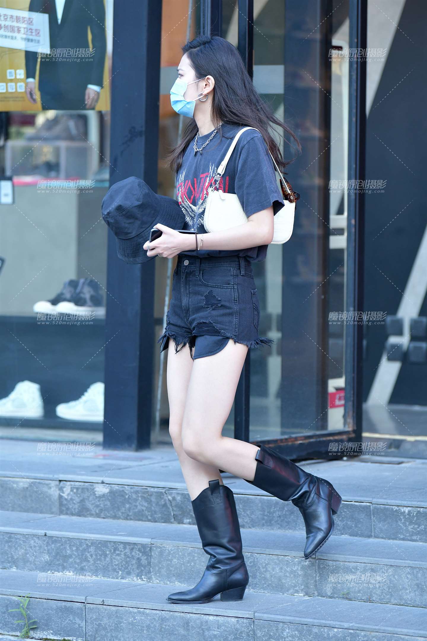 图片[5]-高挑热裤美女-街拍流行馆