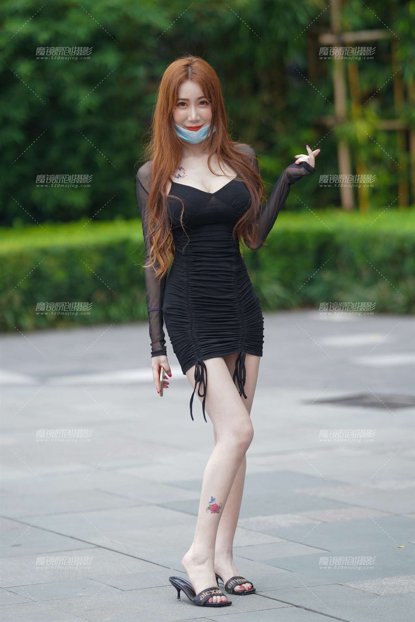 图片[1]-很亲和的白皙美眉-街拍流行馆