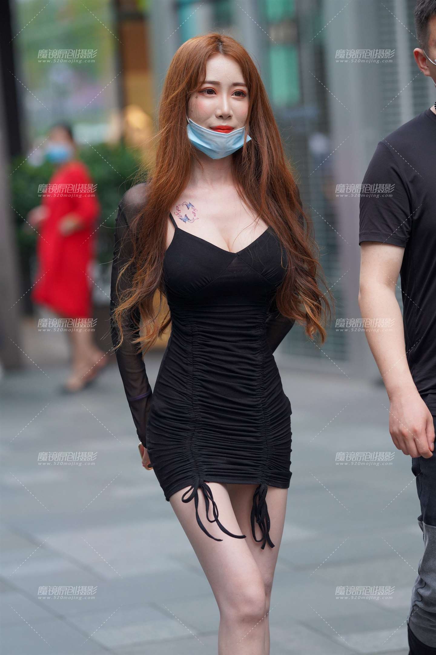 图片[5]-很亲和的白皙美眉-街拍流行馆