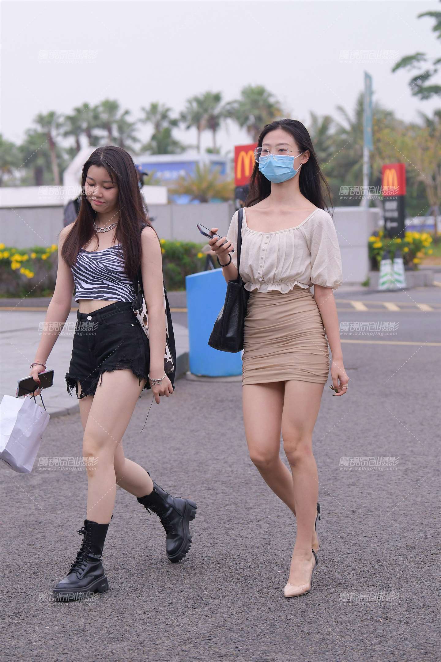 图片[1]-美腿包臀裙高跟小姐姐~-街拍流行馆