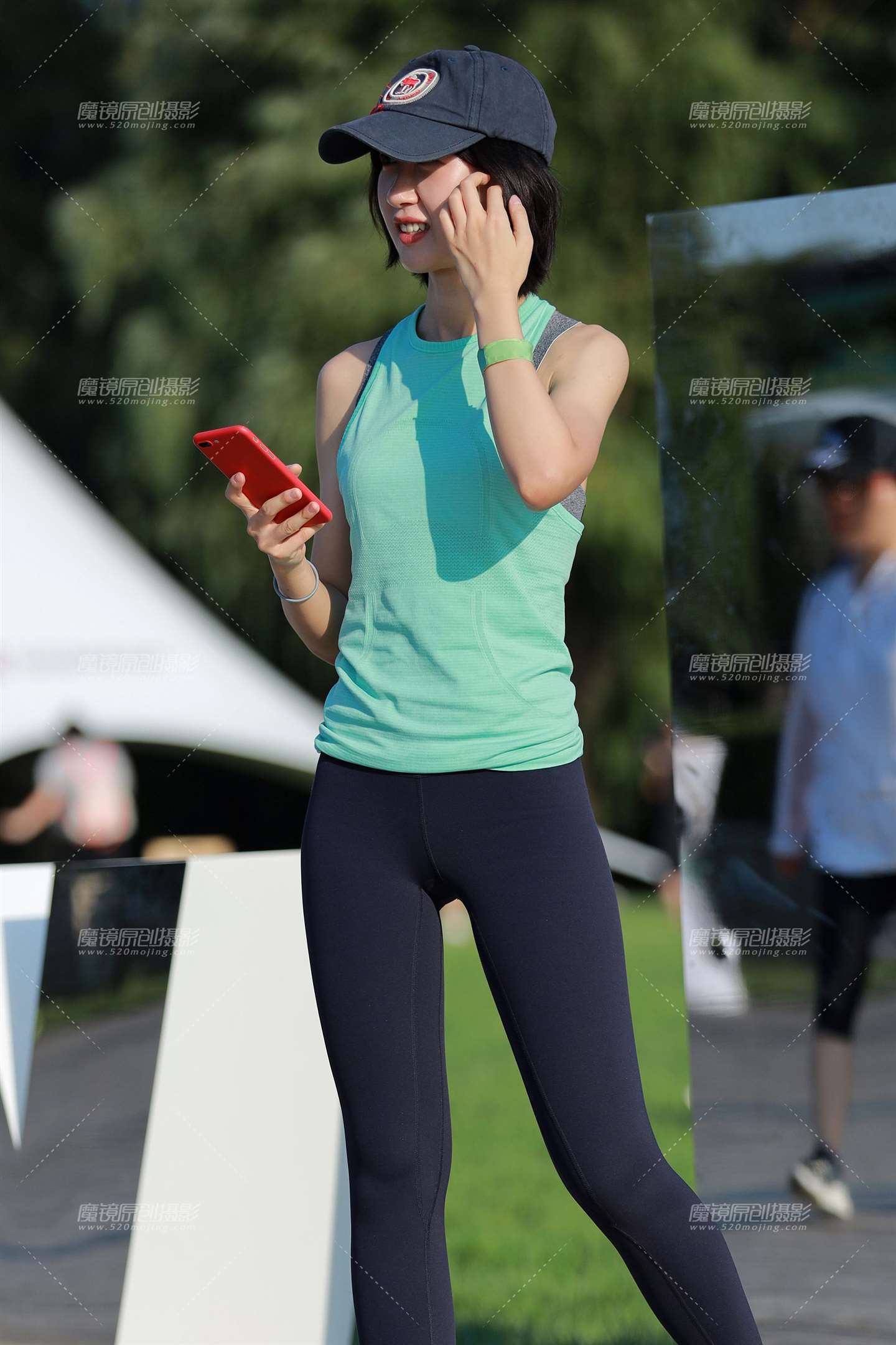图片[1]-拍照瑜伽美女-街拍流行馆