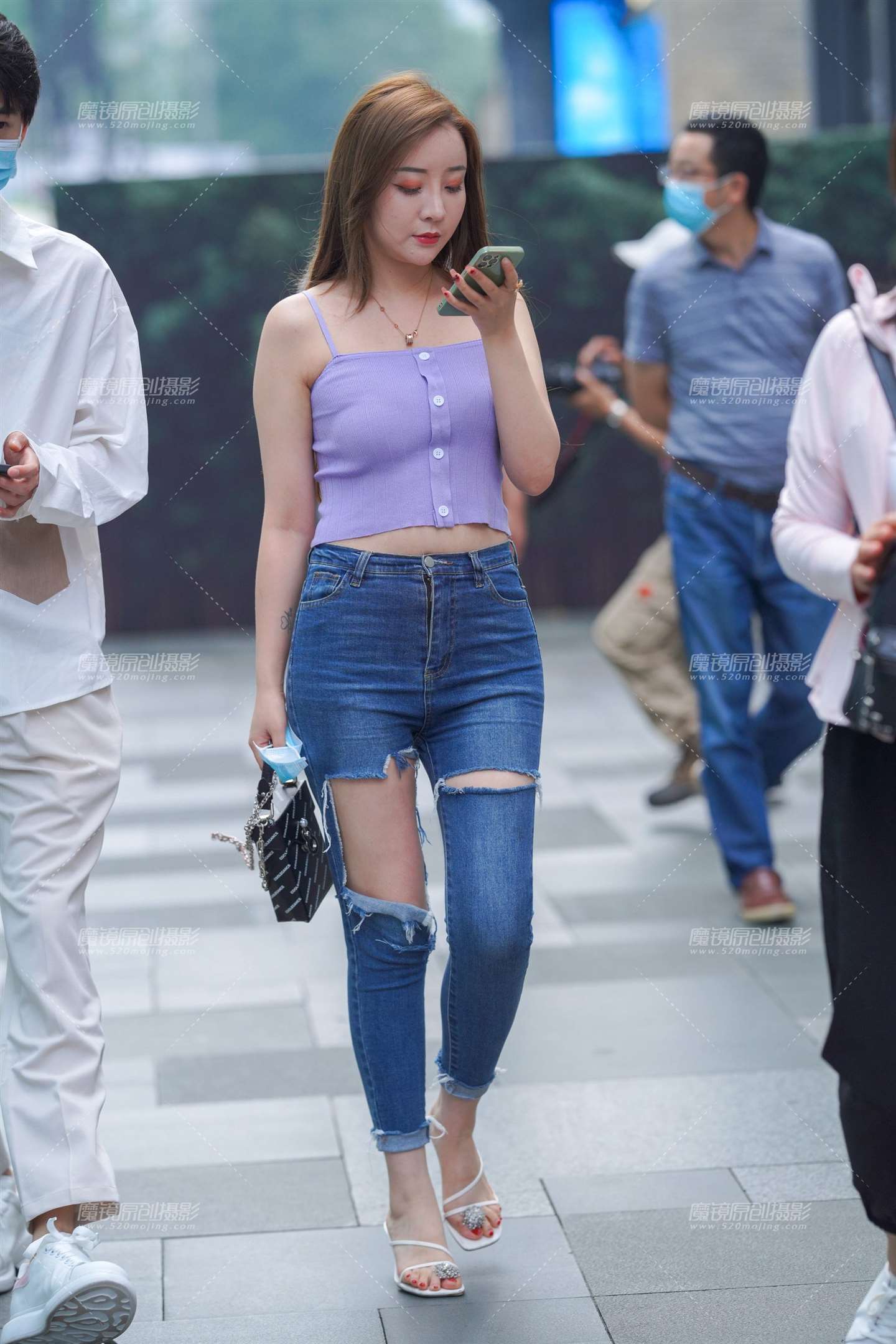 图片[1]-紧牛美女-街拍流行馆