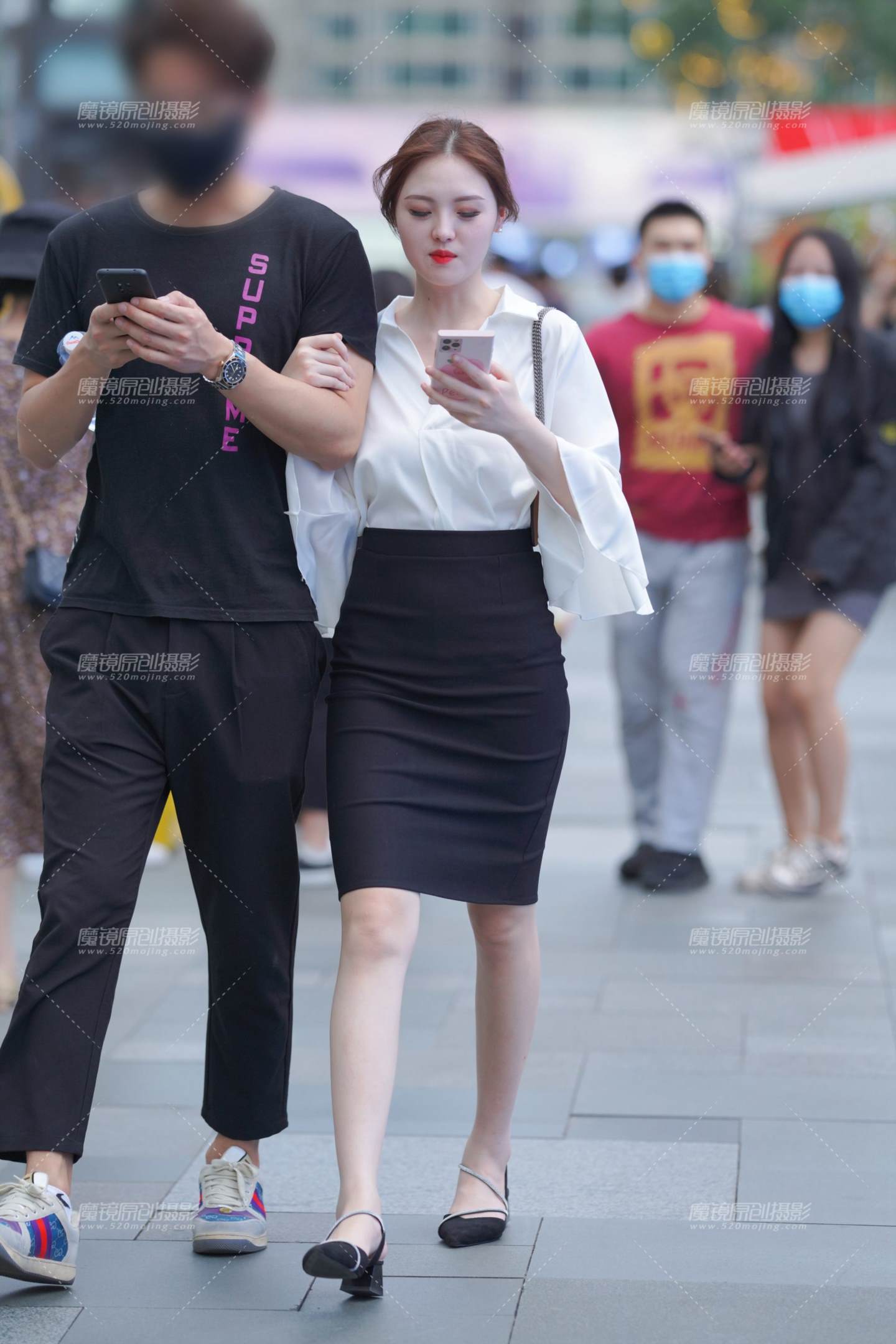 图片[1]-漂亮 气质-街拍流行馆