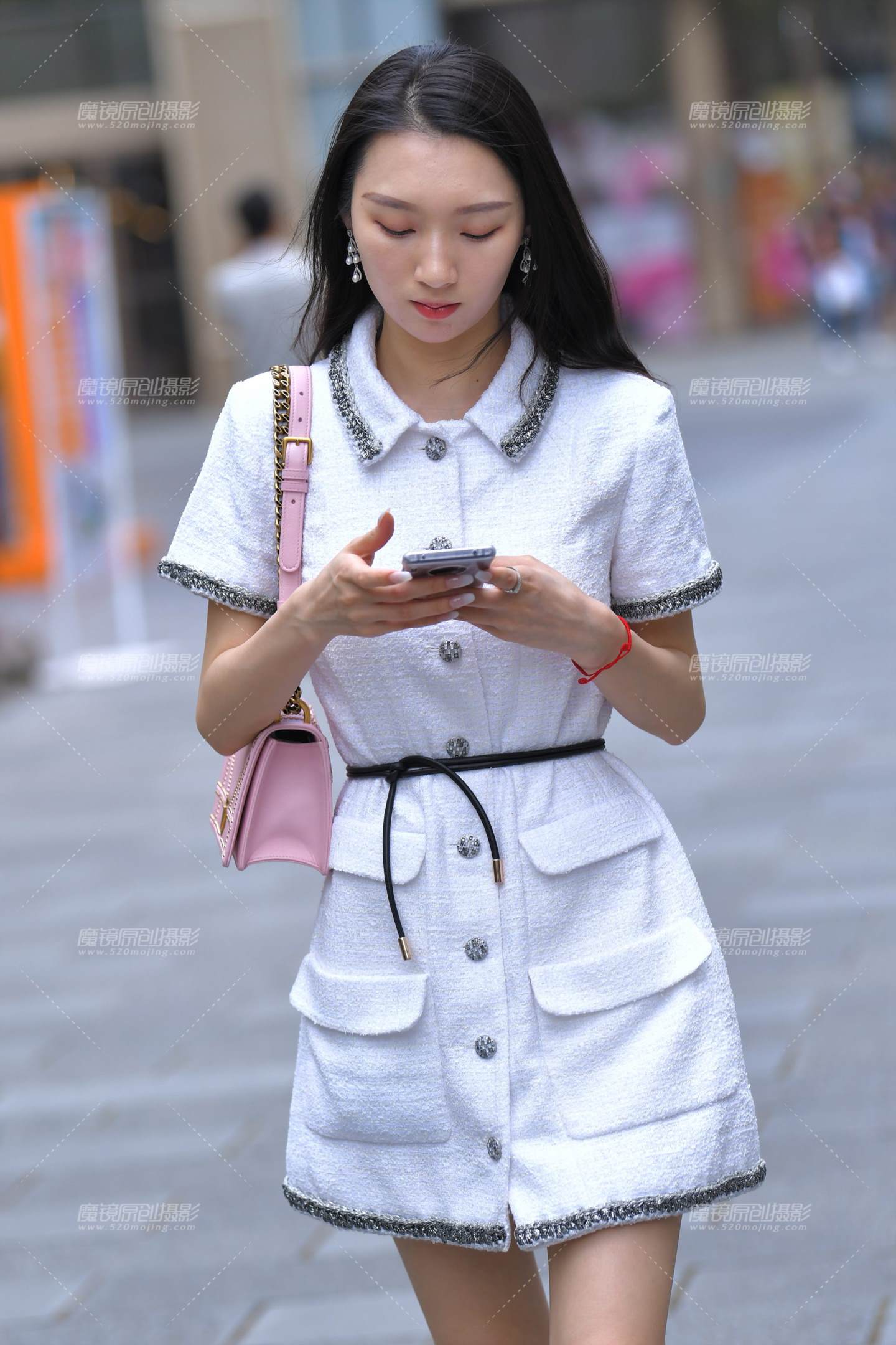 图片[1]-白色裙装-街拍流行馆