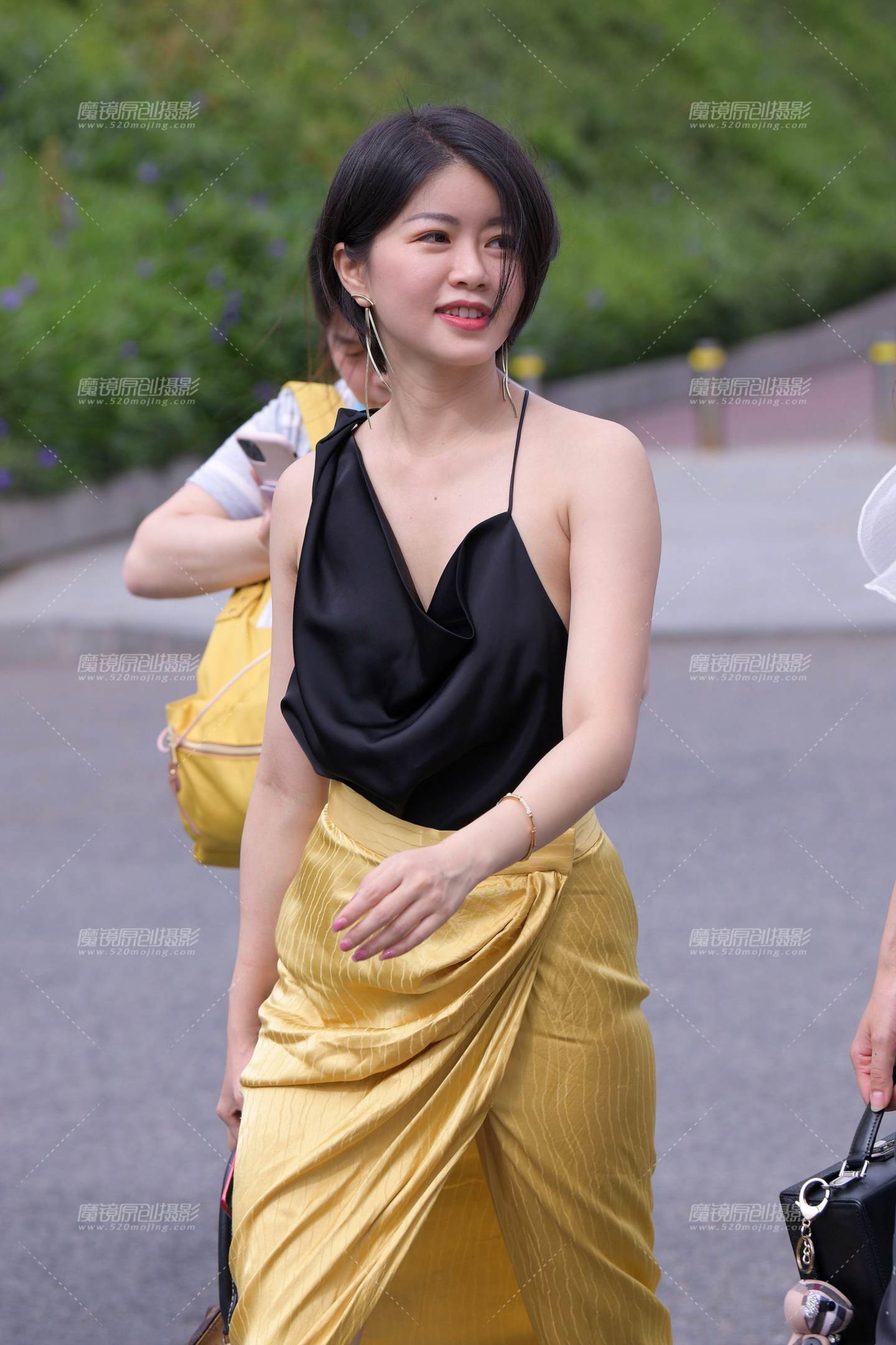 图片[1]-喜欢这份感觉~-街拍流行馆