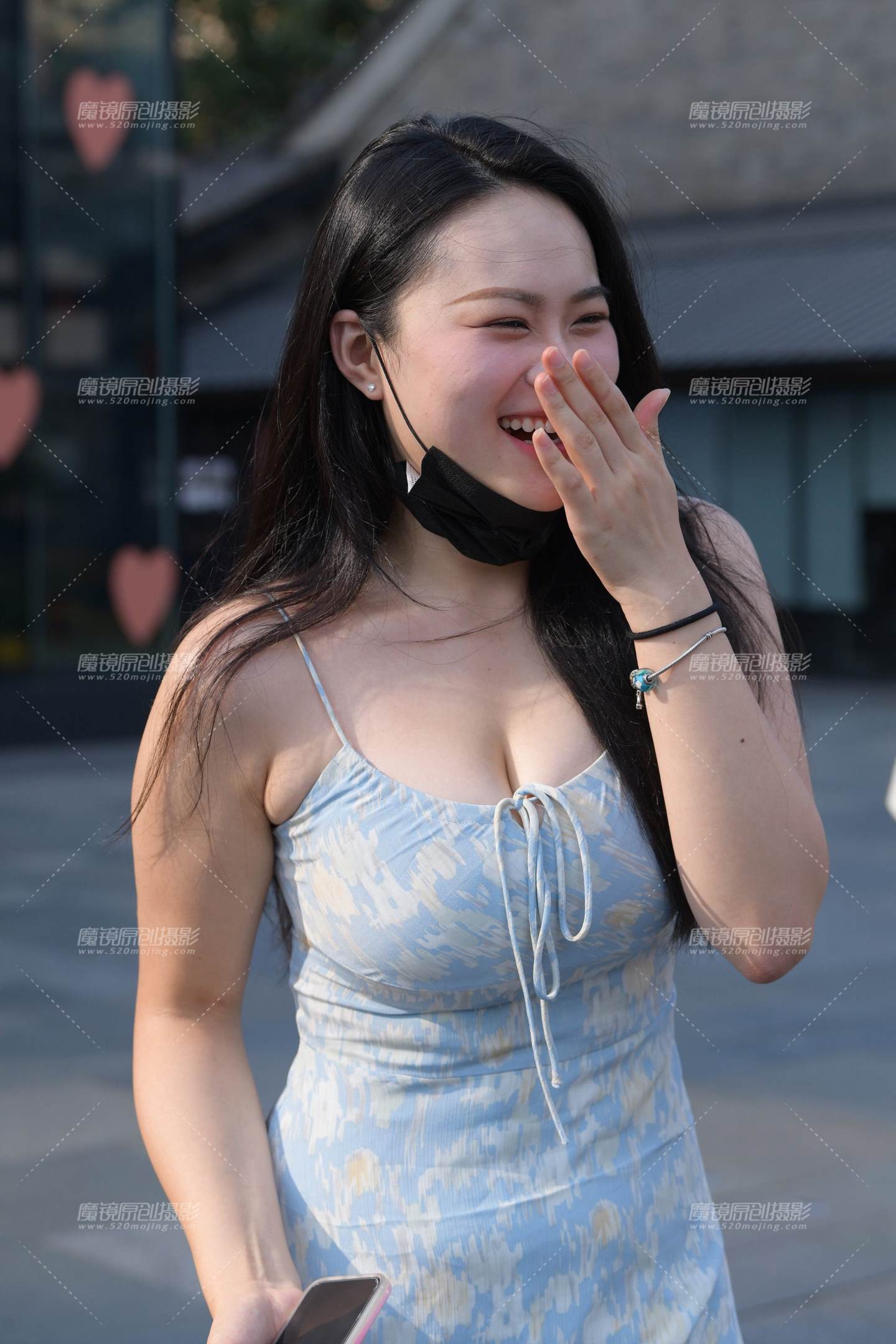 图片[1]-搭讪丰满的闺蜜-街拍流行馆