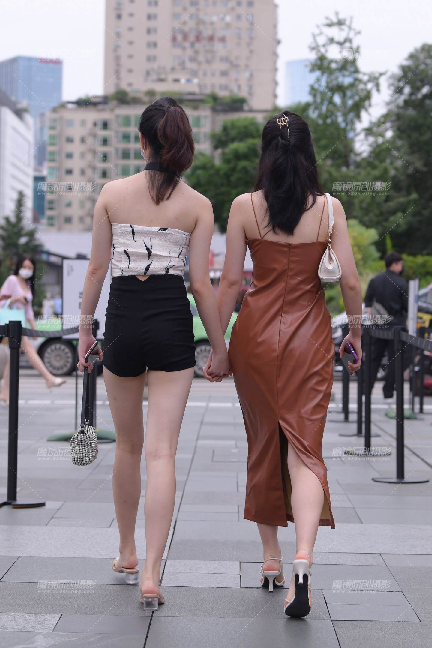 图片[2]-性感美腿好闺蜜~-街拍流行馆