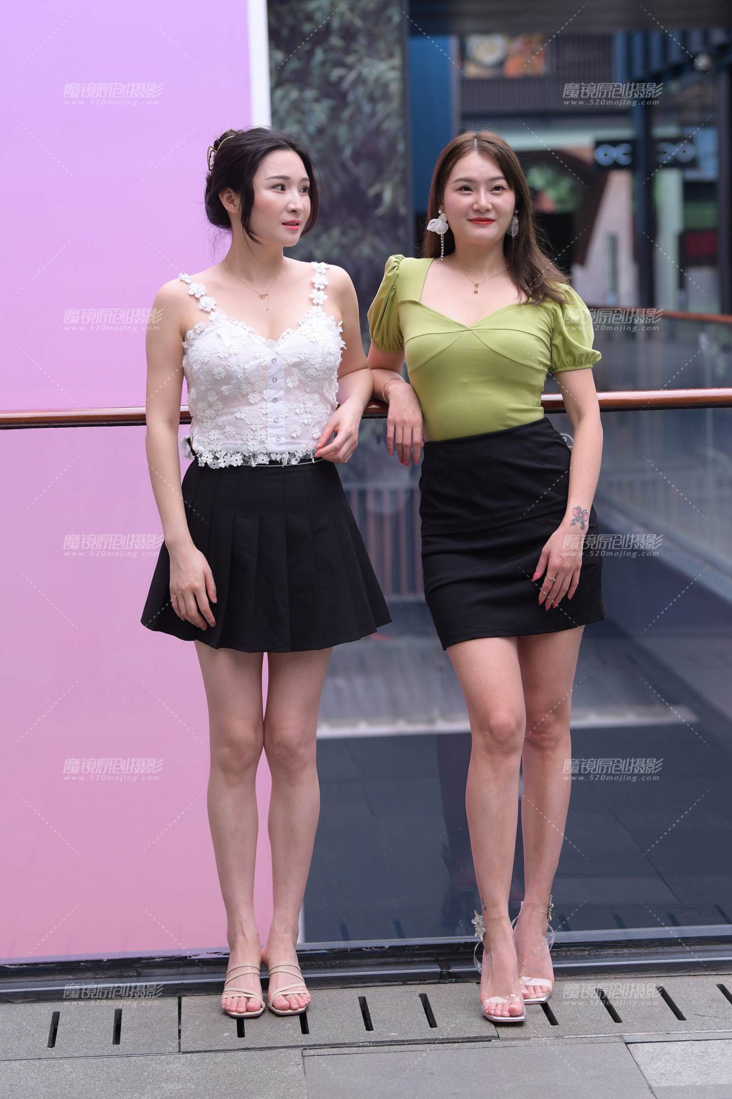 图片[1]-闺蜜出行~-街拍流行馆