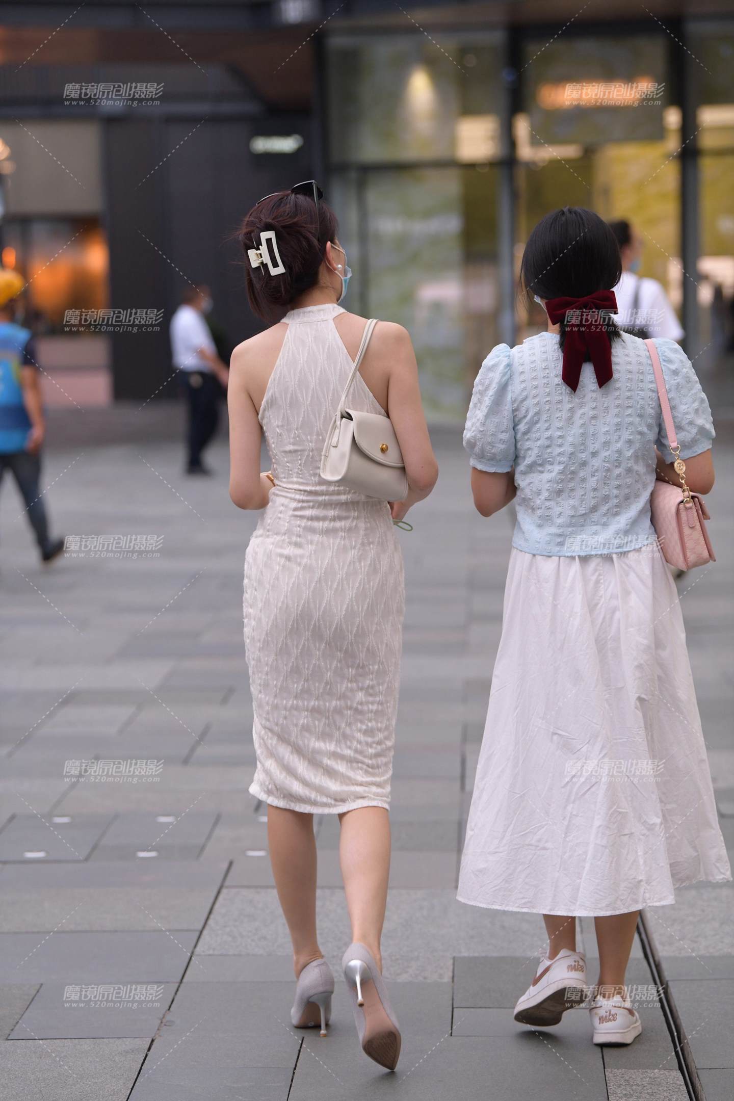 图片[4]-好身材的高跟美女-街拍流行馆