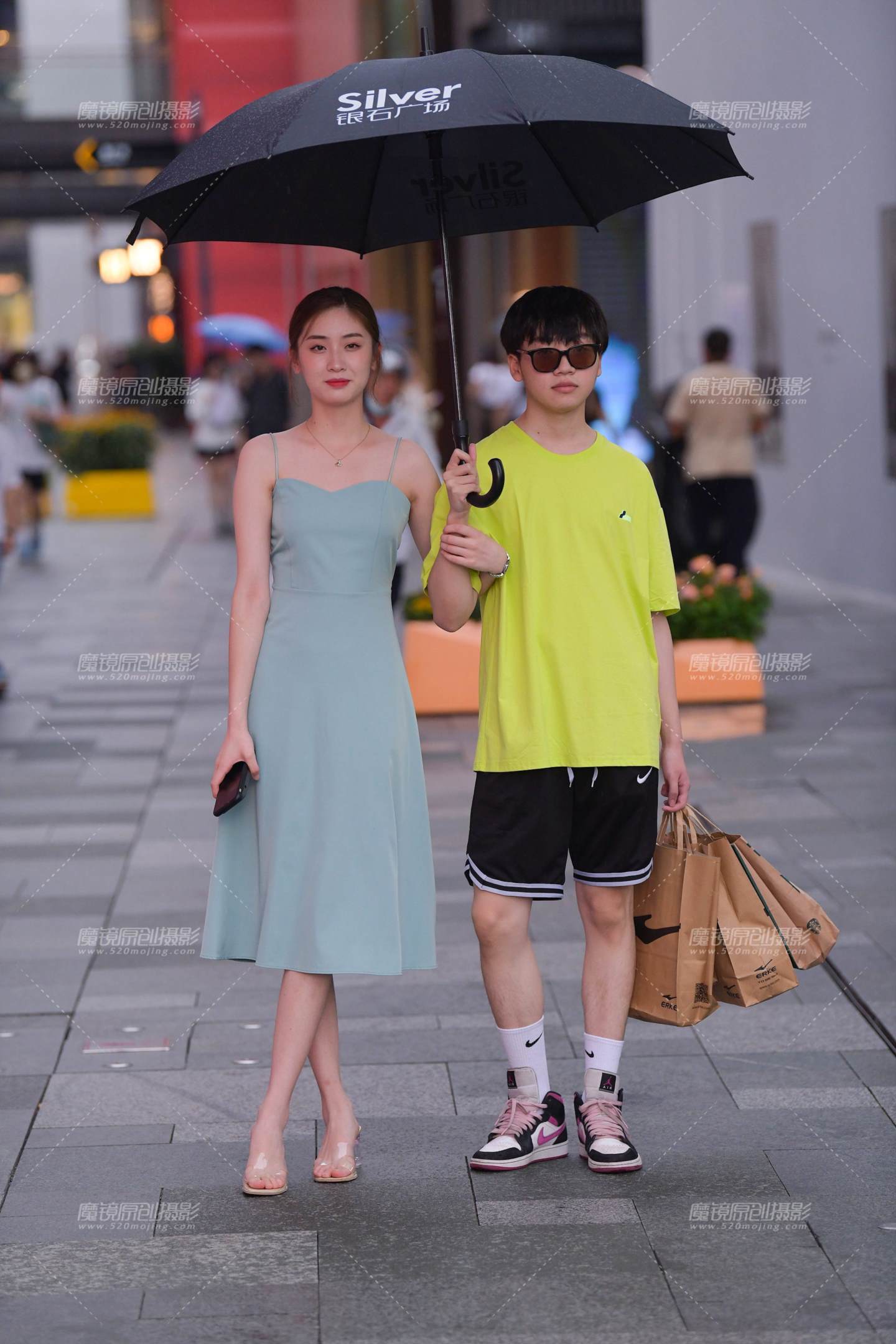 图片[3]-搭讪气质美女-街拍流行馆