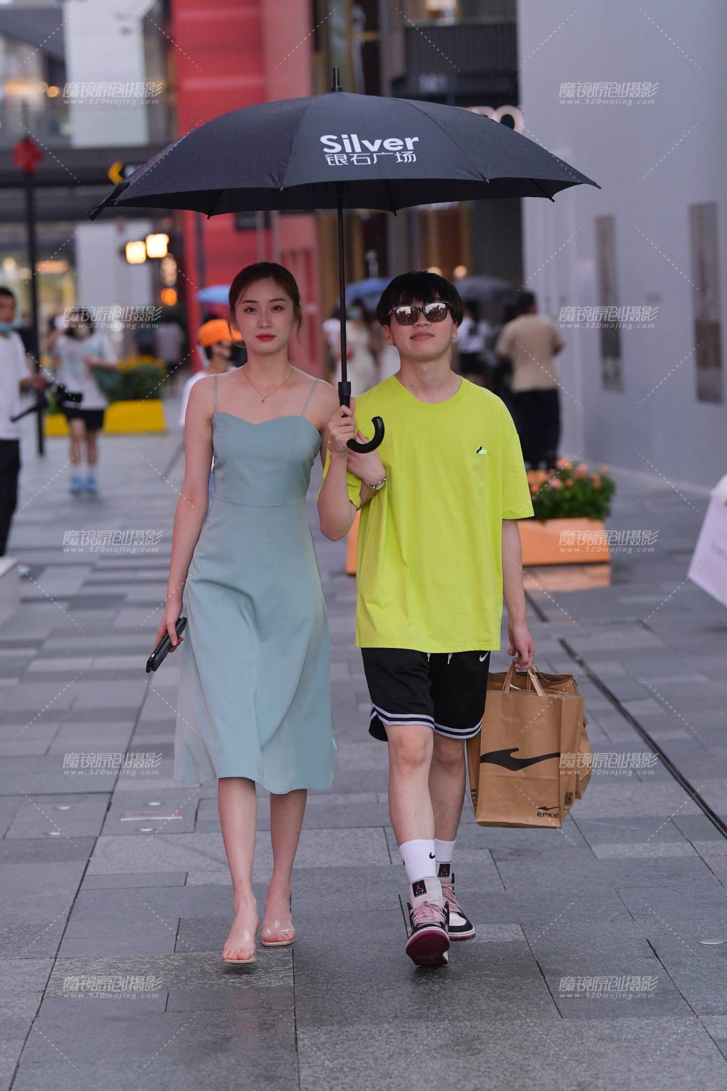 图片[4]-搭讪气质美女-街拍流行馆