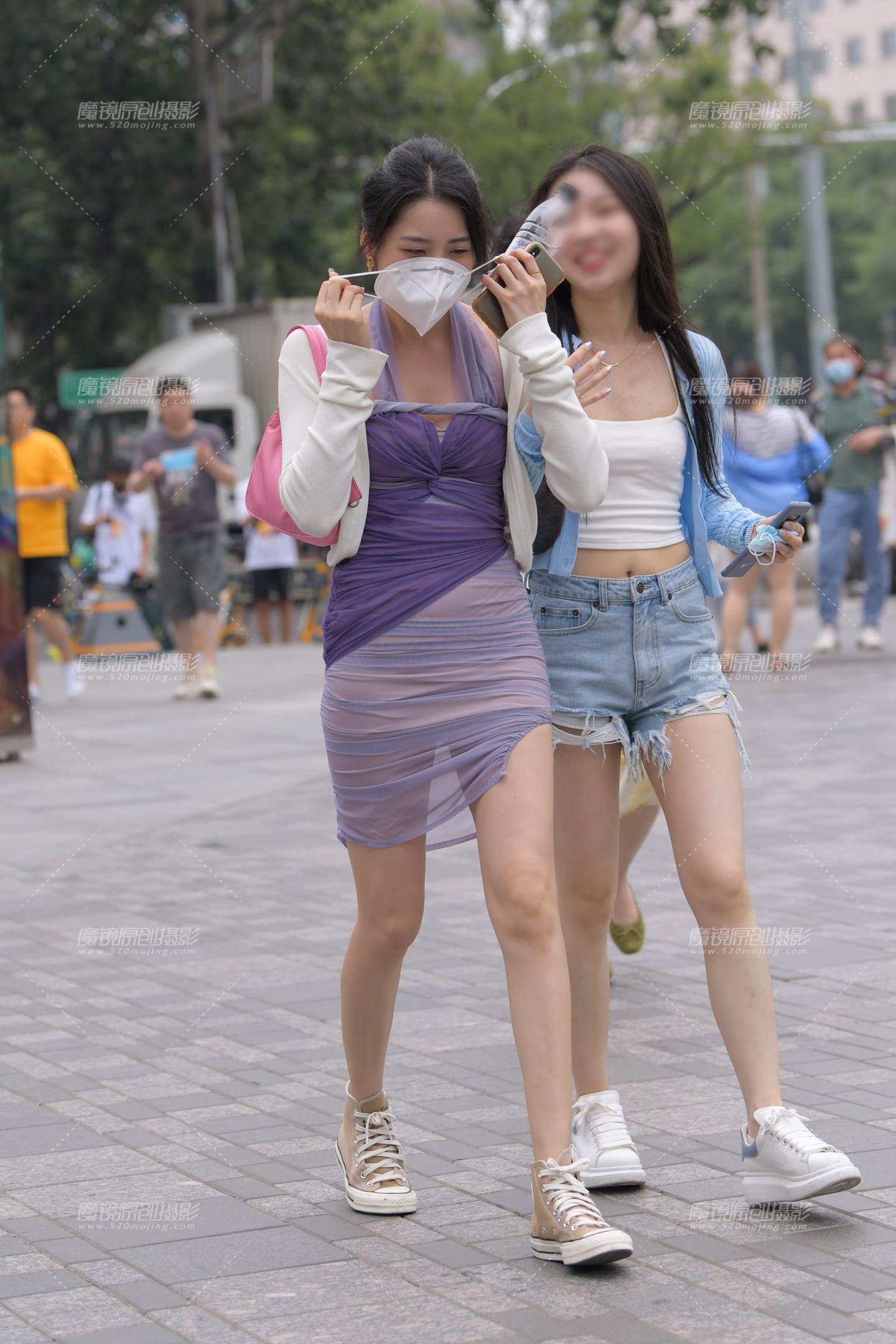 图片[5]-蓝色包臀裙美女-街拍流行馆