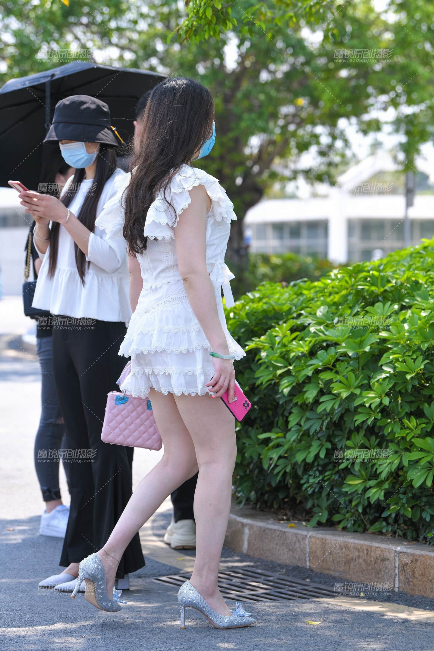 图片[5]-白短裙高跟鞋美女-街拍流行馆