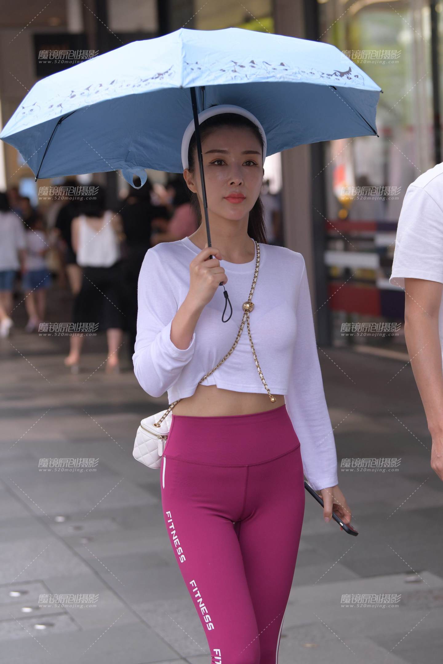 图片[1]-嫣红瑜伽裤-街拍流行馆