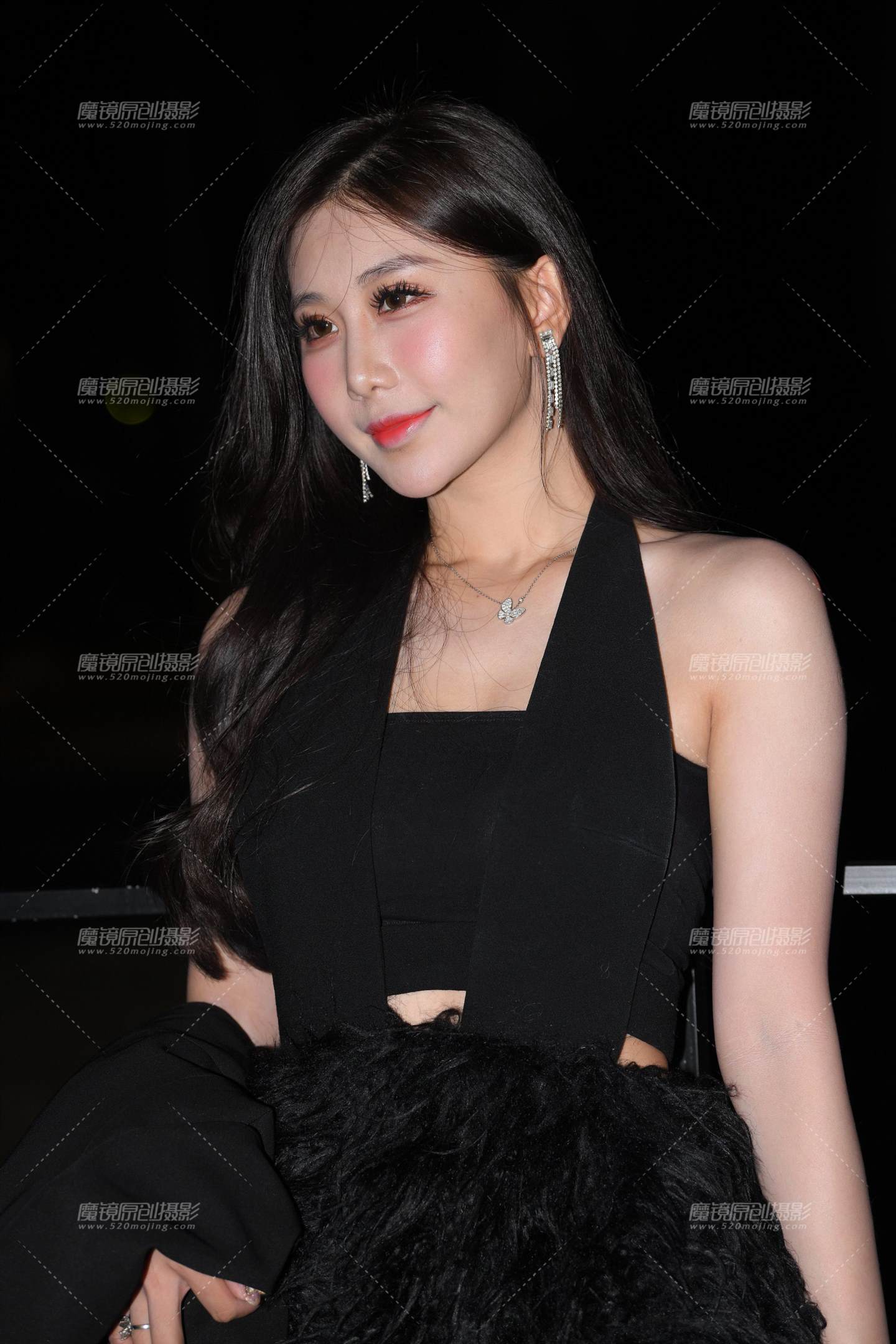 图片[1]-甜美女孩，心动了~-街拍流行馆