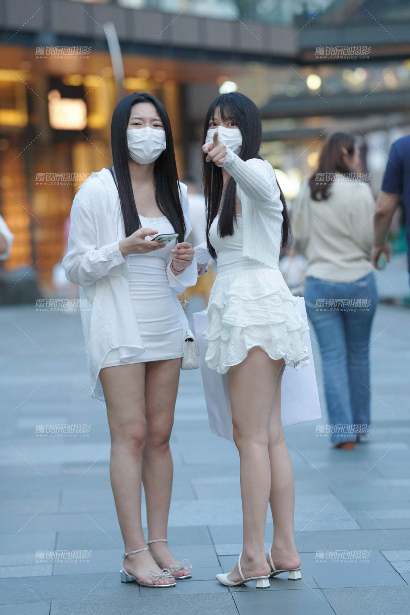 图片[4]-短裙-街拍流行馆