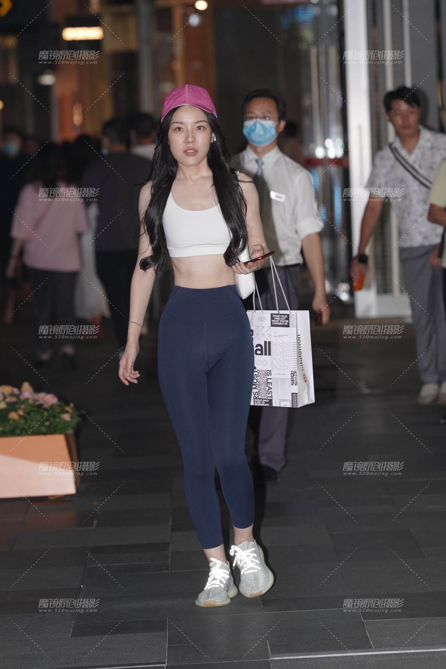 图片[3]-运动女孩-街拍流行馆