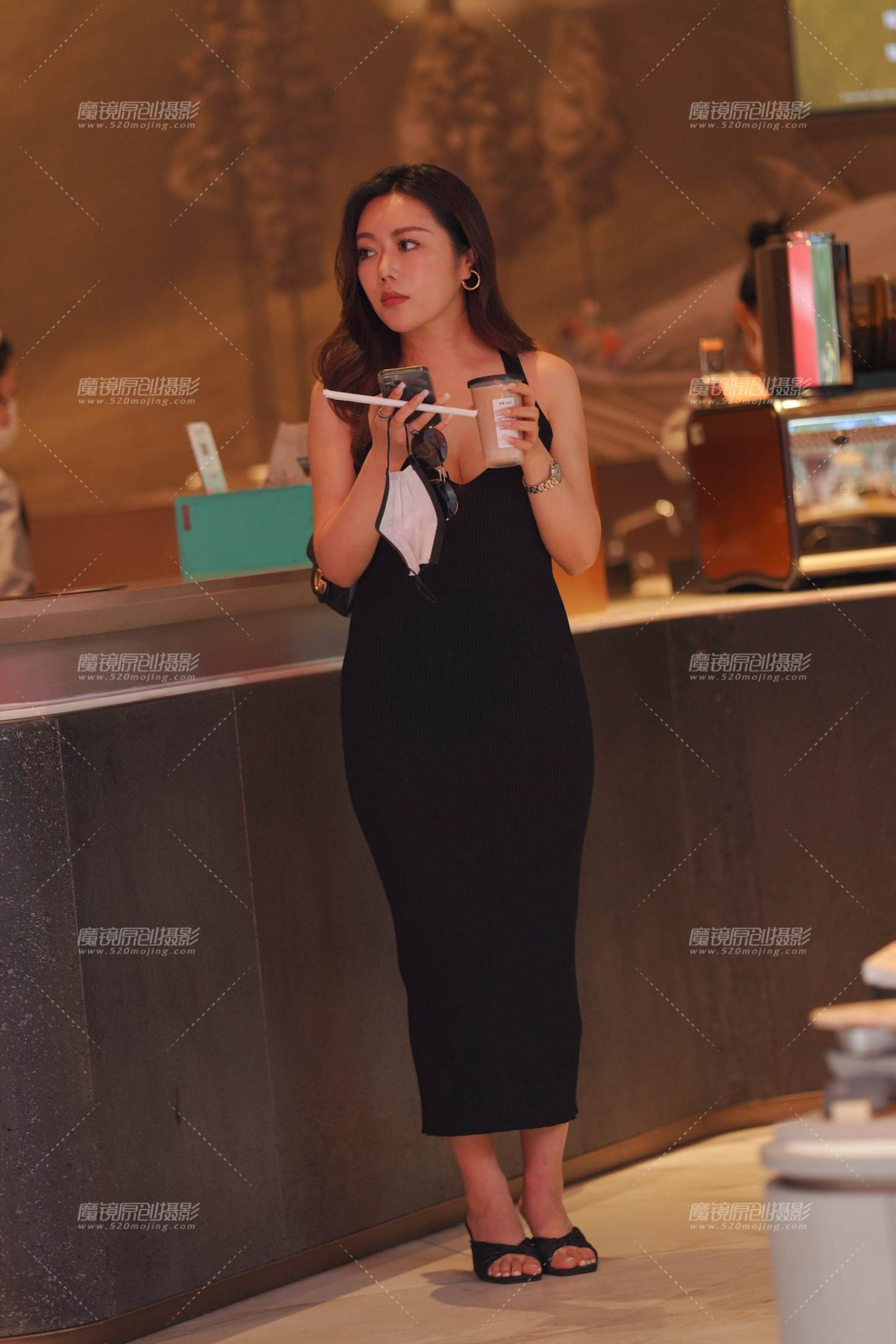 图片[1]-媚女人-街拍流行馆