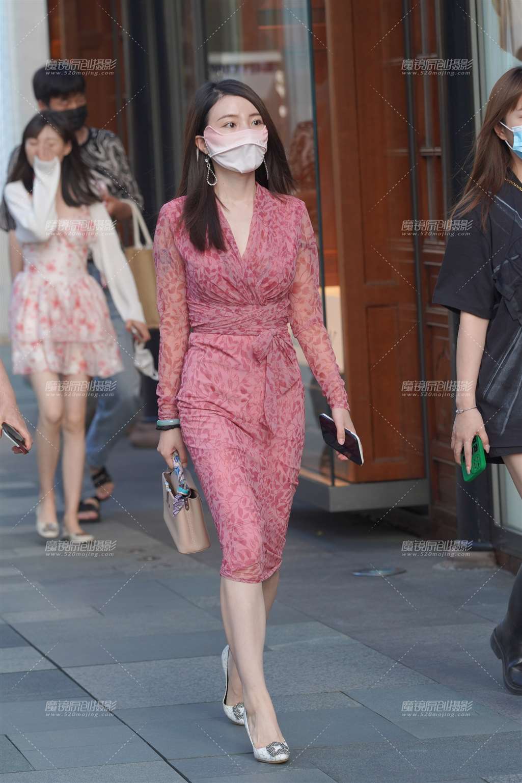图片[4]-贵气女人-街拍流行馆