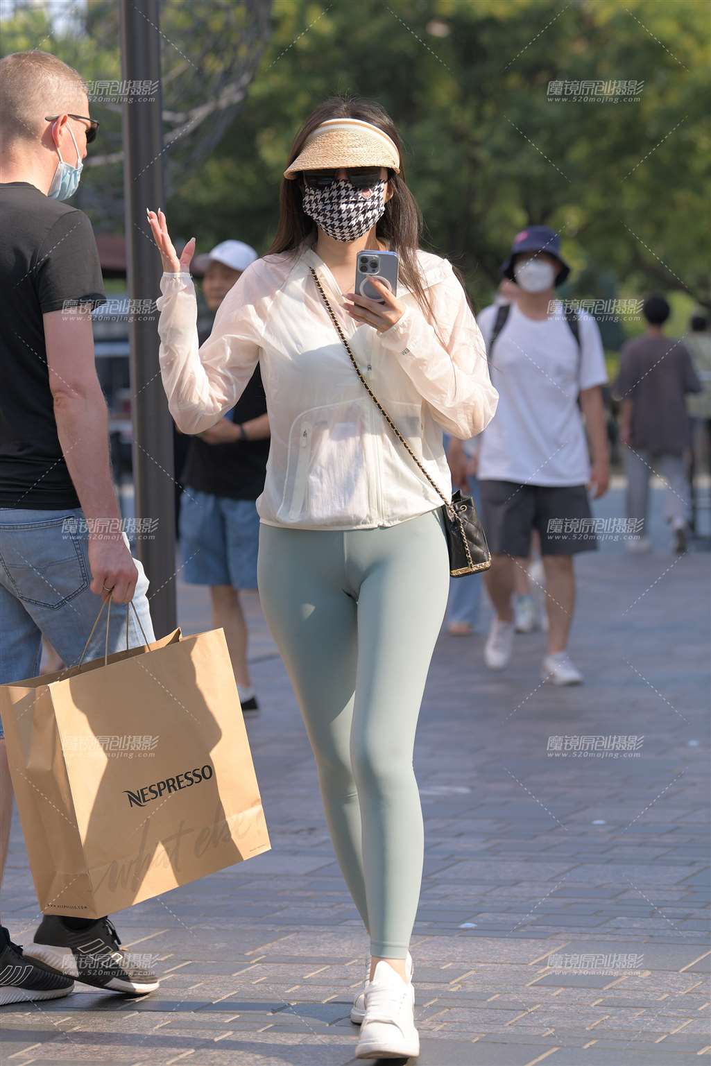 图片[1]-浅绿-街拍流行馆