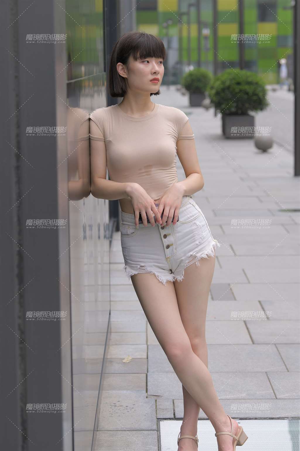 图片[1]-过往-街拍流行馆