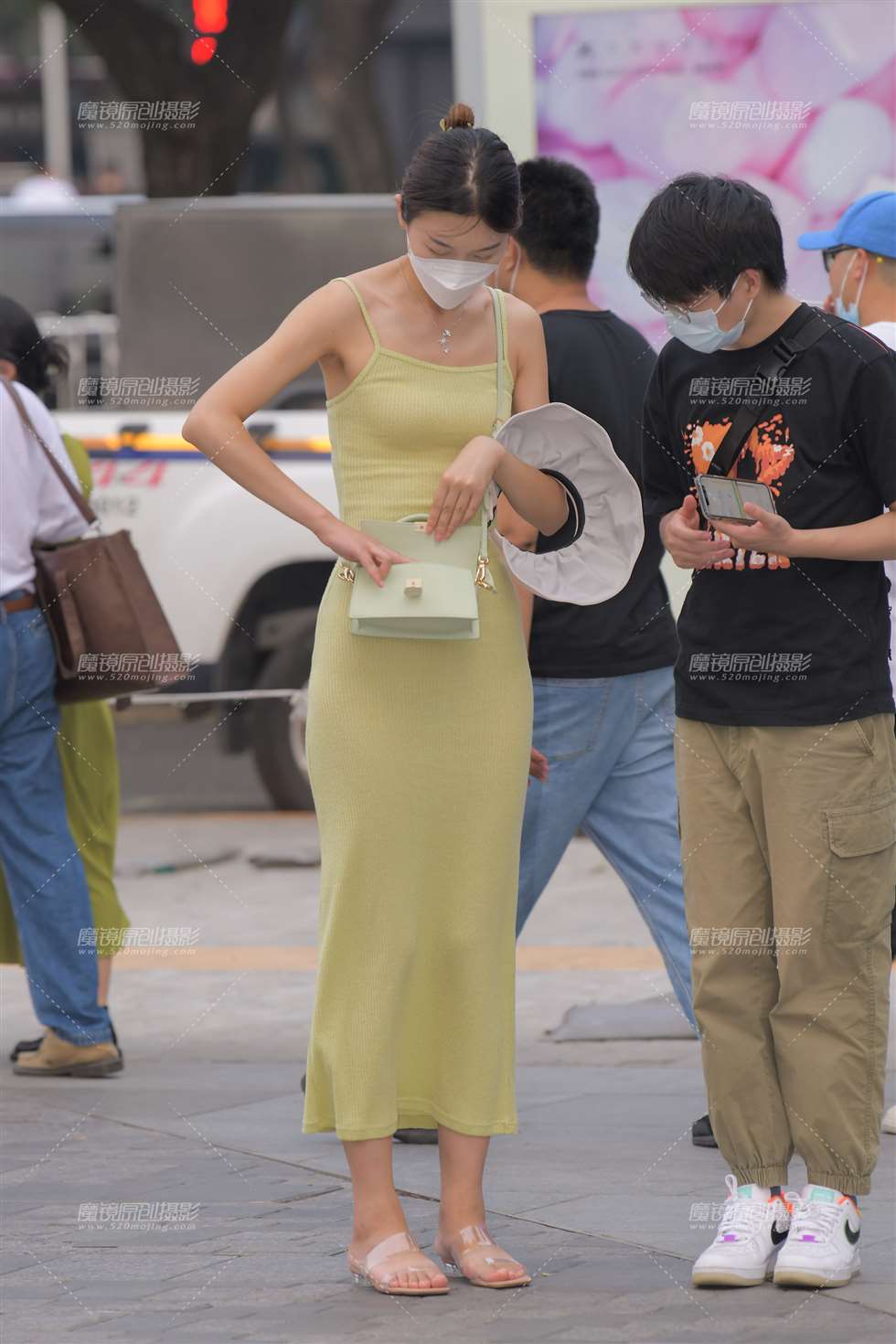 图片[2]-浅绿-街拍流行馆