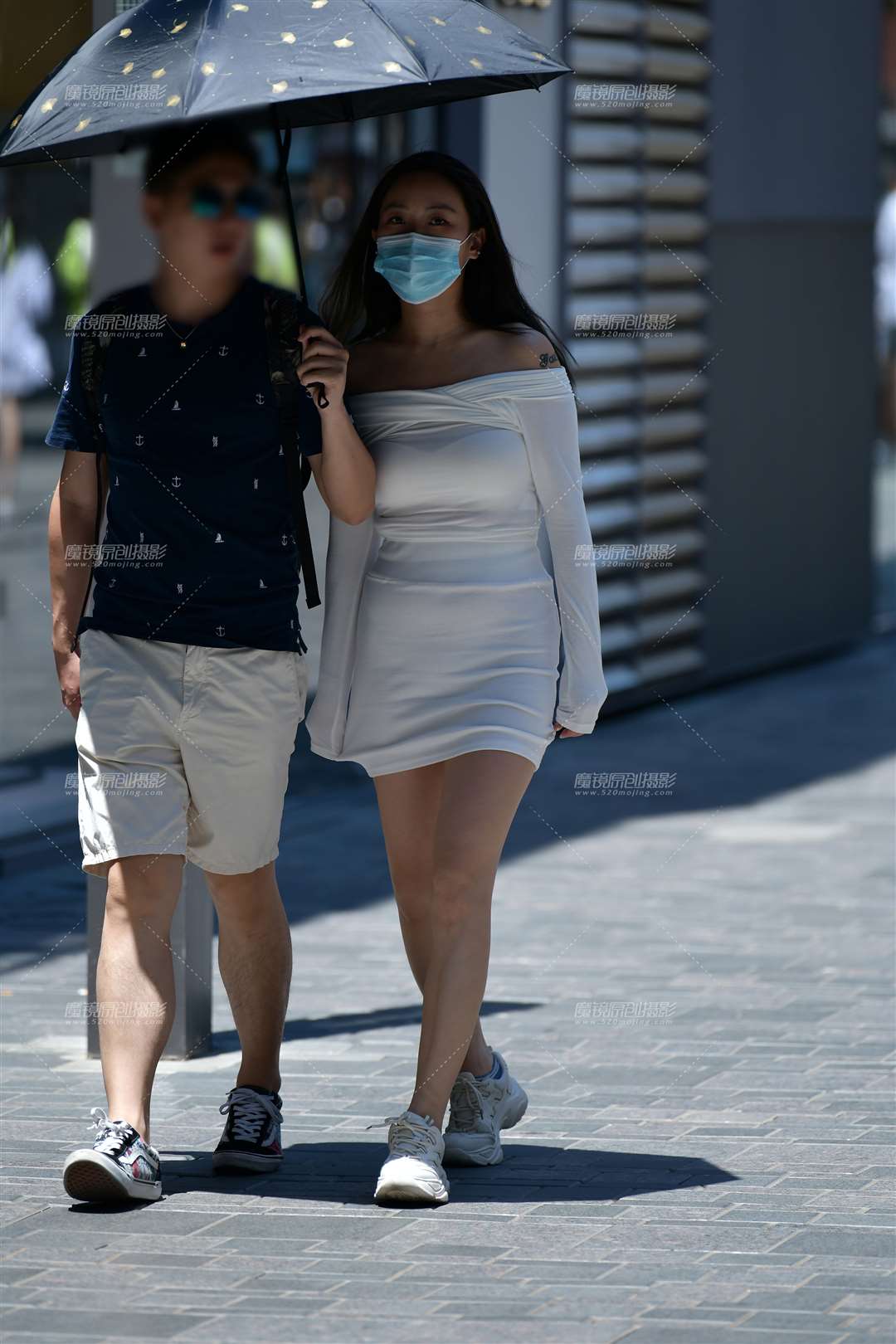 图片[5]-洁白开肩连衣短裙美女-街拍流行馆
