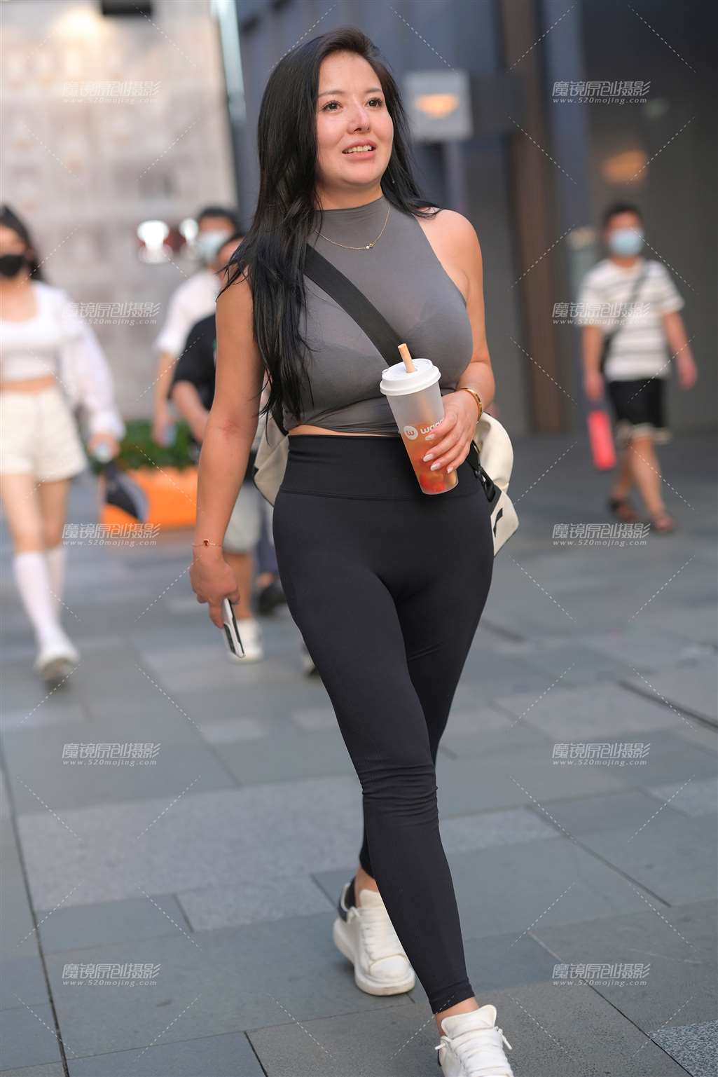 图片[3]-运动系丰腴美女-流行馆