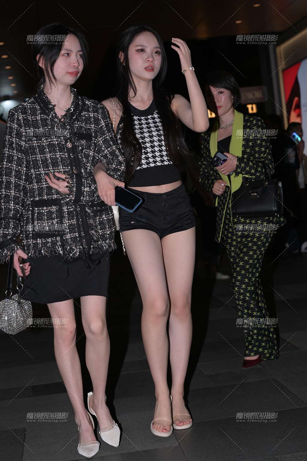 图片[3]-夜拍热裤女孩-流行馆