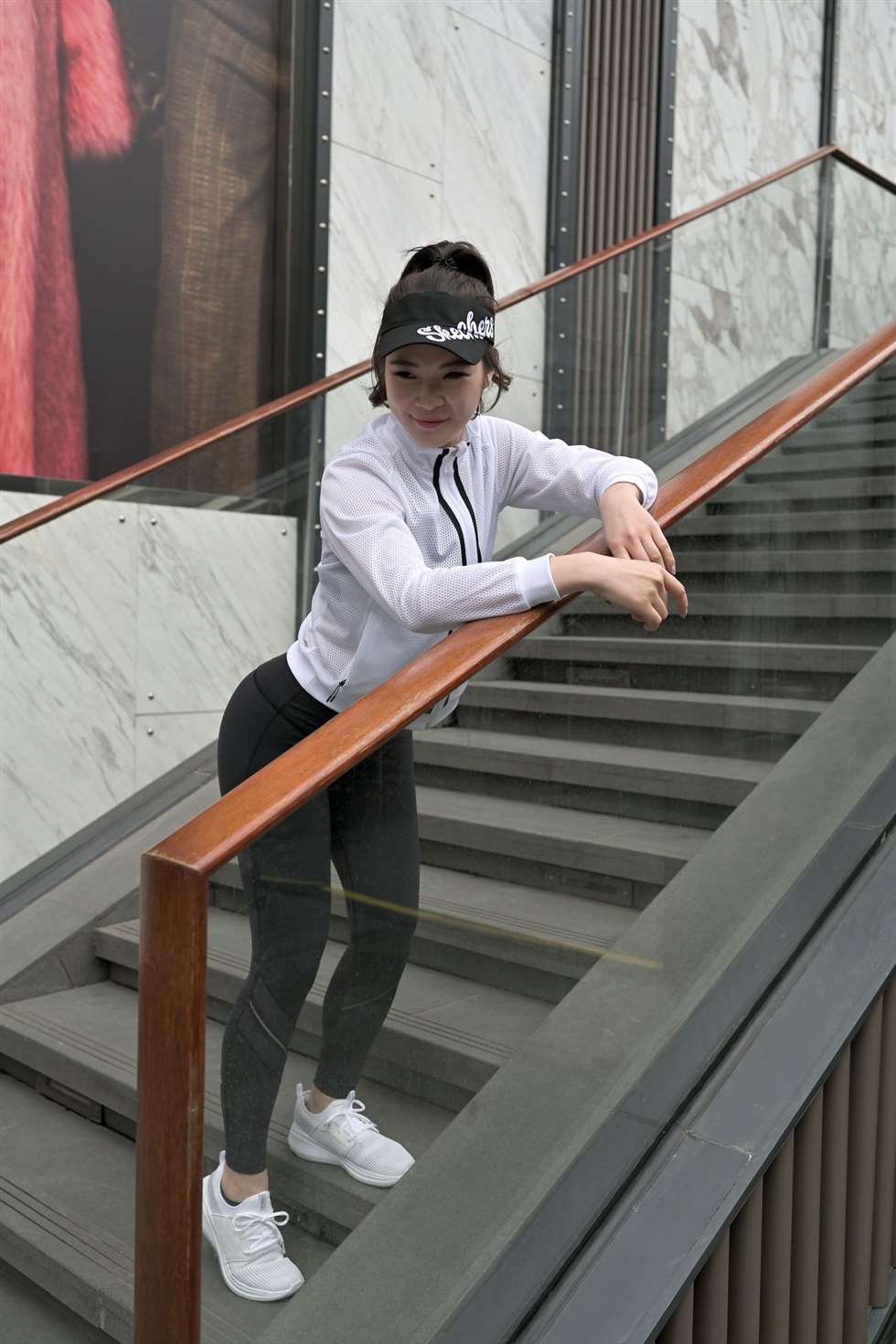 图片[4]-摄霸街拍作品紧身瑜伽裤美女-街拍流行馆