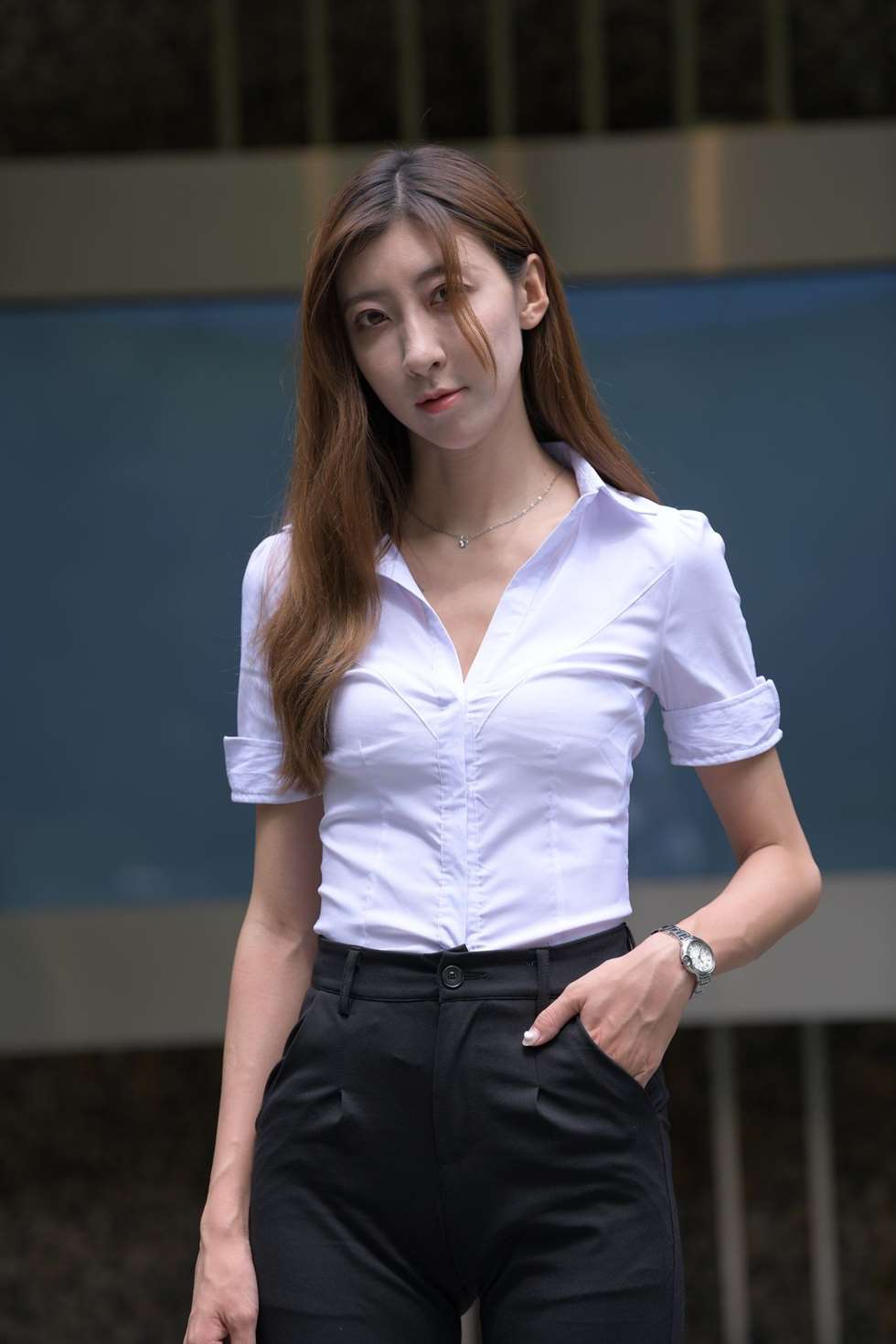 图片[5]-一只麋鹿摄影作品黑色西裤美女-街拍流行馆