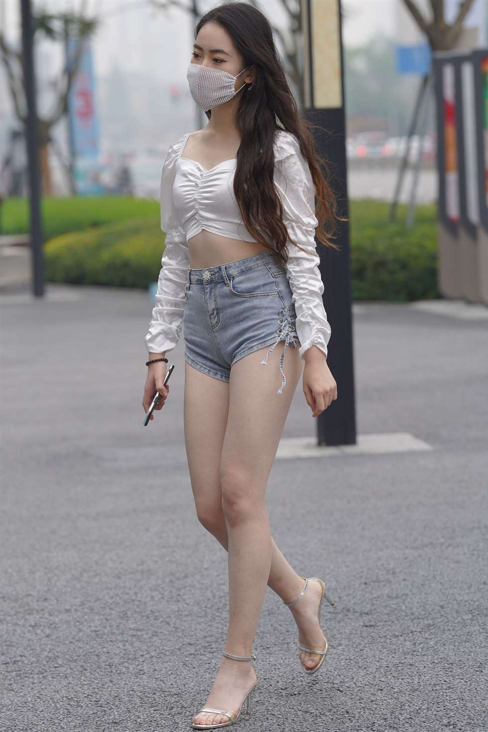图片[1]-凯恩模拍作品大长腿美女-街拍流行馆